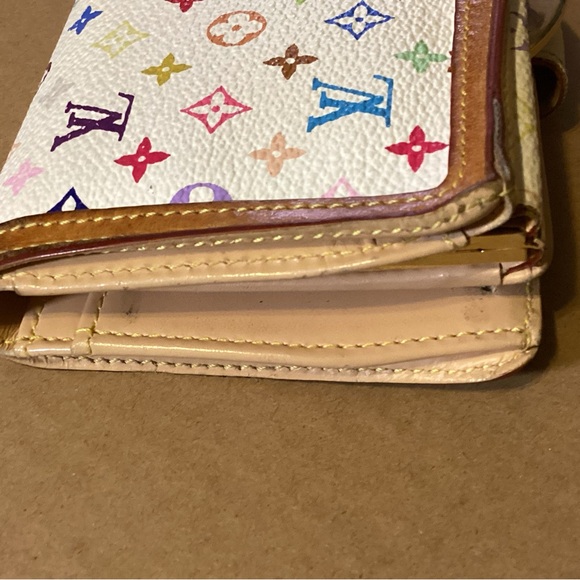 Louis Vuitton Multiple Colors Kisslock Bifold Wallet - Picture 5 of 6